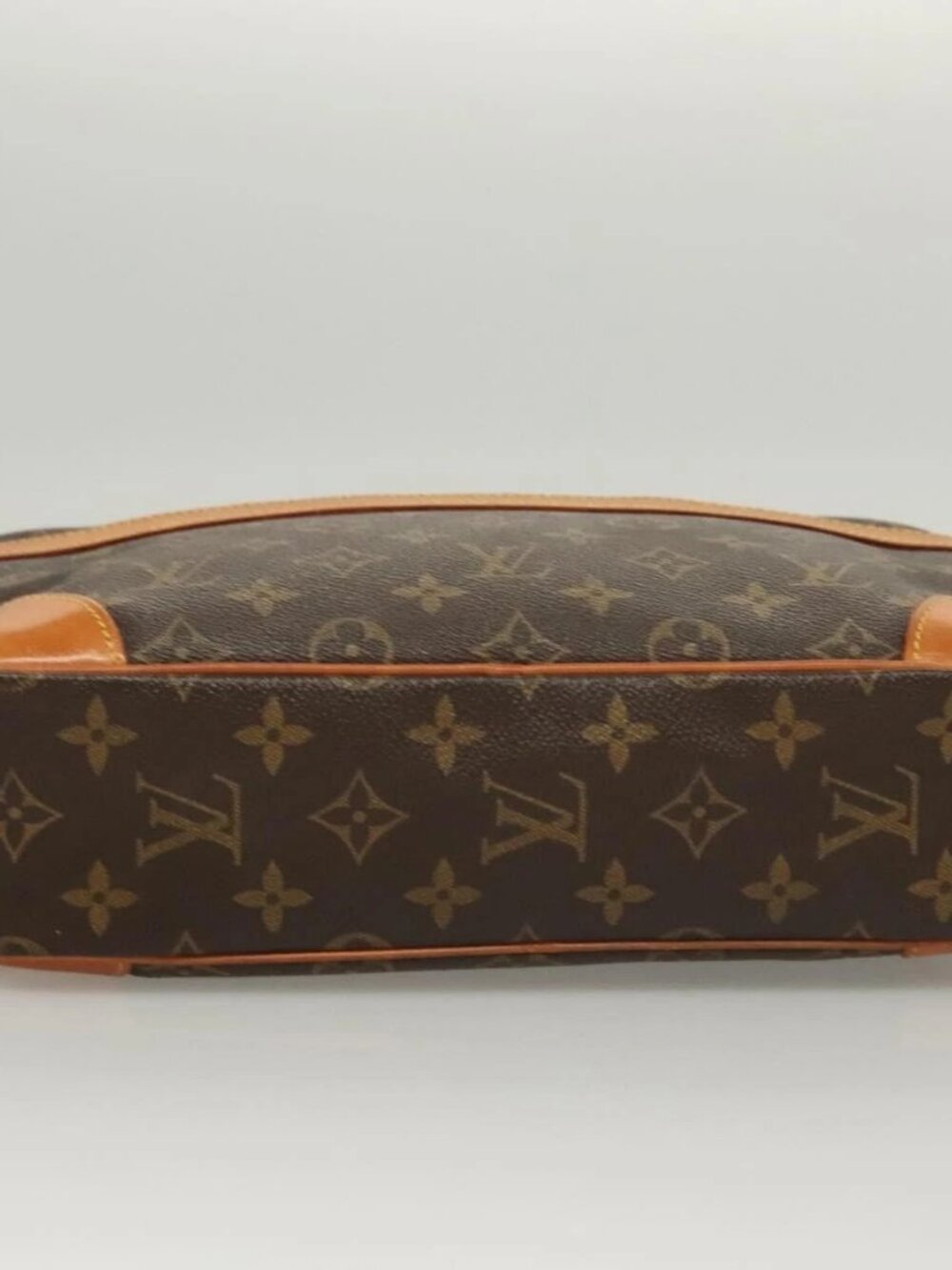 LOUIS VUITTON Monogram Compiegne 28 Clutch Bag M51845 LV Auth 119755 - Picture 7 of 16